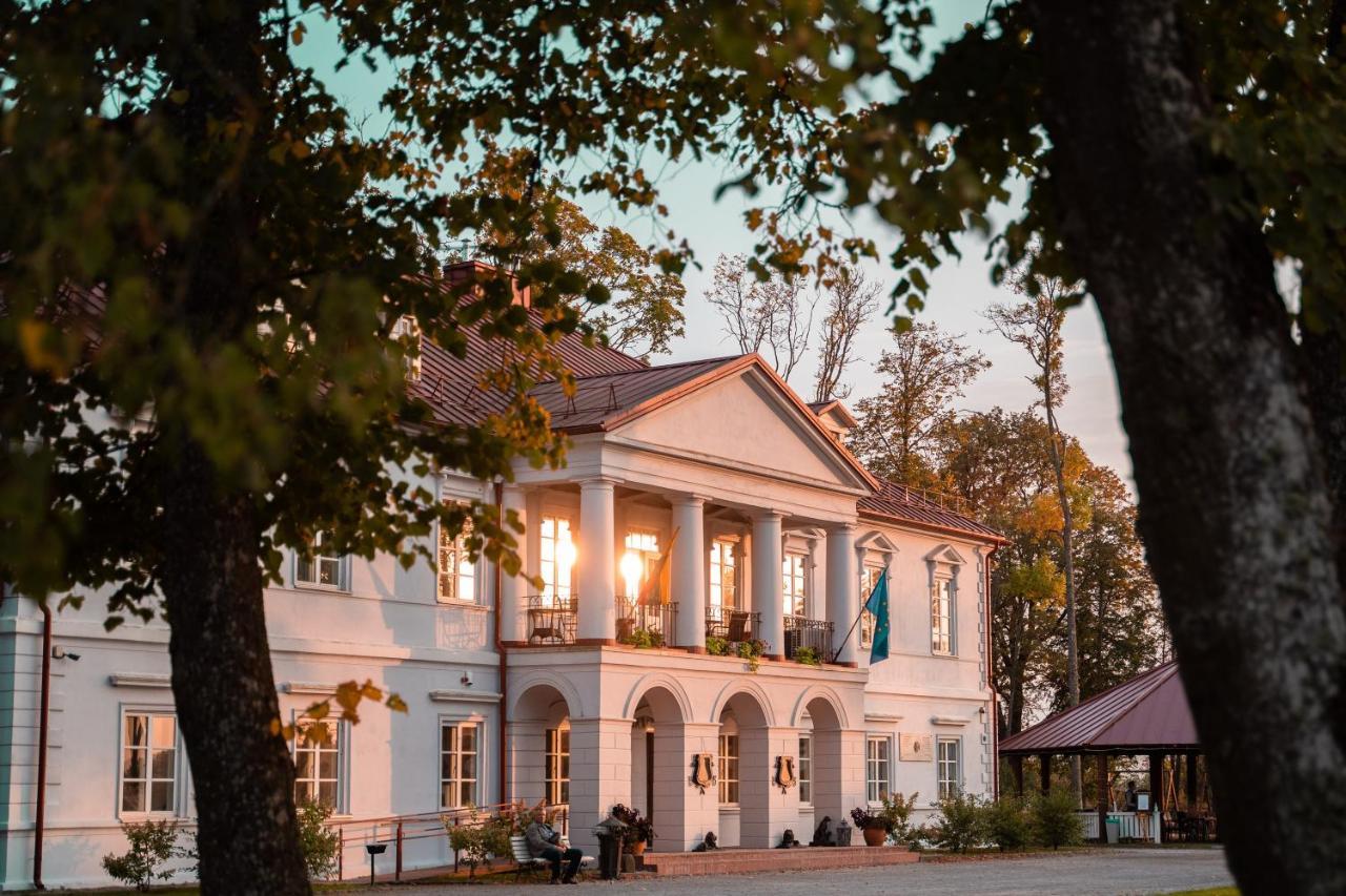 Hotel Bistrampolis Manor Kučiai Exteriér fotografie