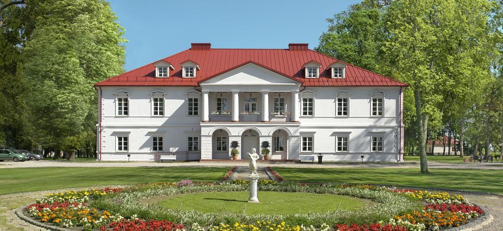Hotel Bistrampolis Manor Kučiai Exteriér fotografie