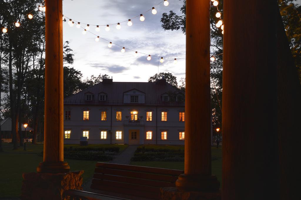 Hotel Bistrampolis Manor Kučiai Exteriér fotografie